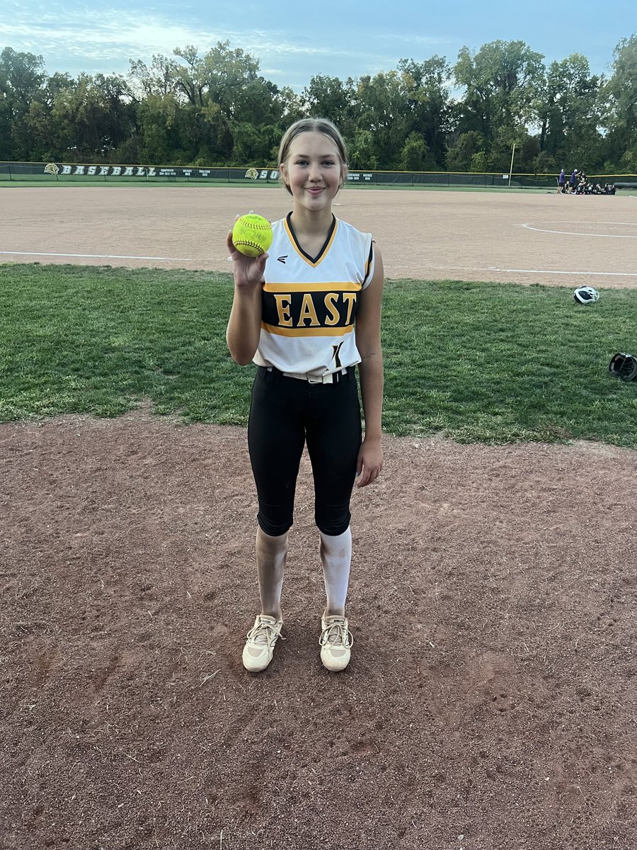 FZE Softball tweet media