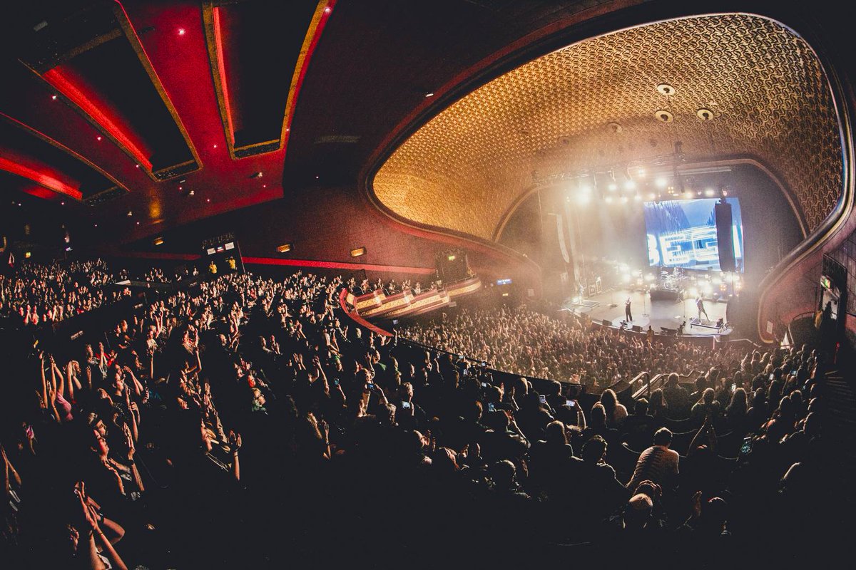 oneokrock_FC_'s tweet photo. マンチェスター、君は本当に魔法だった。
光も、観客も、音も——
すべてがひとつに溶け合った夜。💫
ONE OK ROCK 「DETOX」 European Tour 2025 🇬🇧

忘れられない瞬間。
また会う日まで、心の中にずっと。

DETOX (初回限定盤)28% OFF ↓
https://t.co/Dnu4eBNqSZ

#ONEOKROCK #DETOX 
#ワンオク #PR https://t.co/r0kfotf0k3