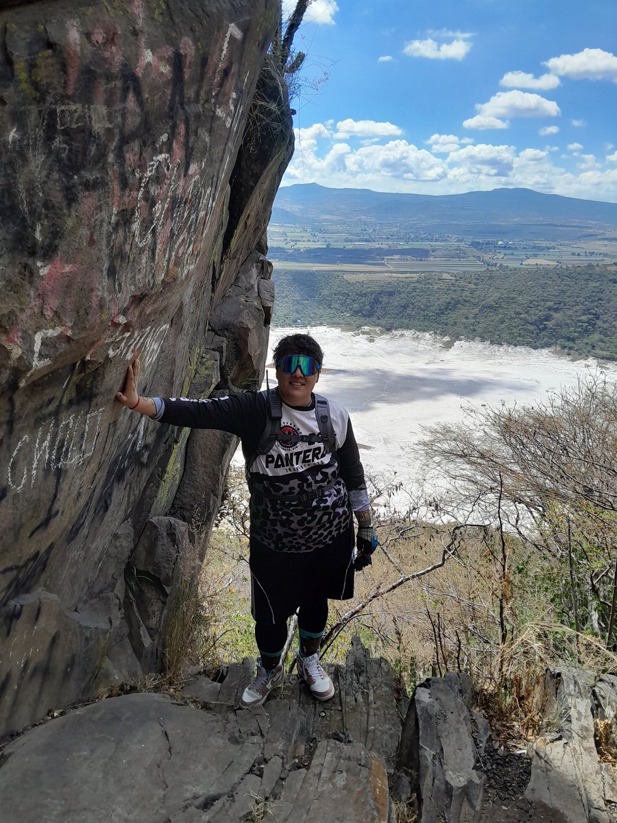 Nani_Hdz28's tweet image. El Vigilante #MiMundo🌎⛰️ #Terapia 🍃 #CiclismoDeMontaña🚵