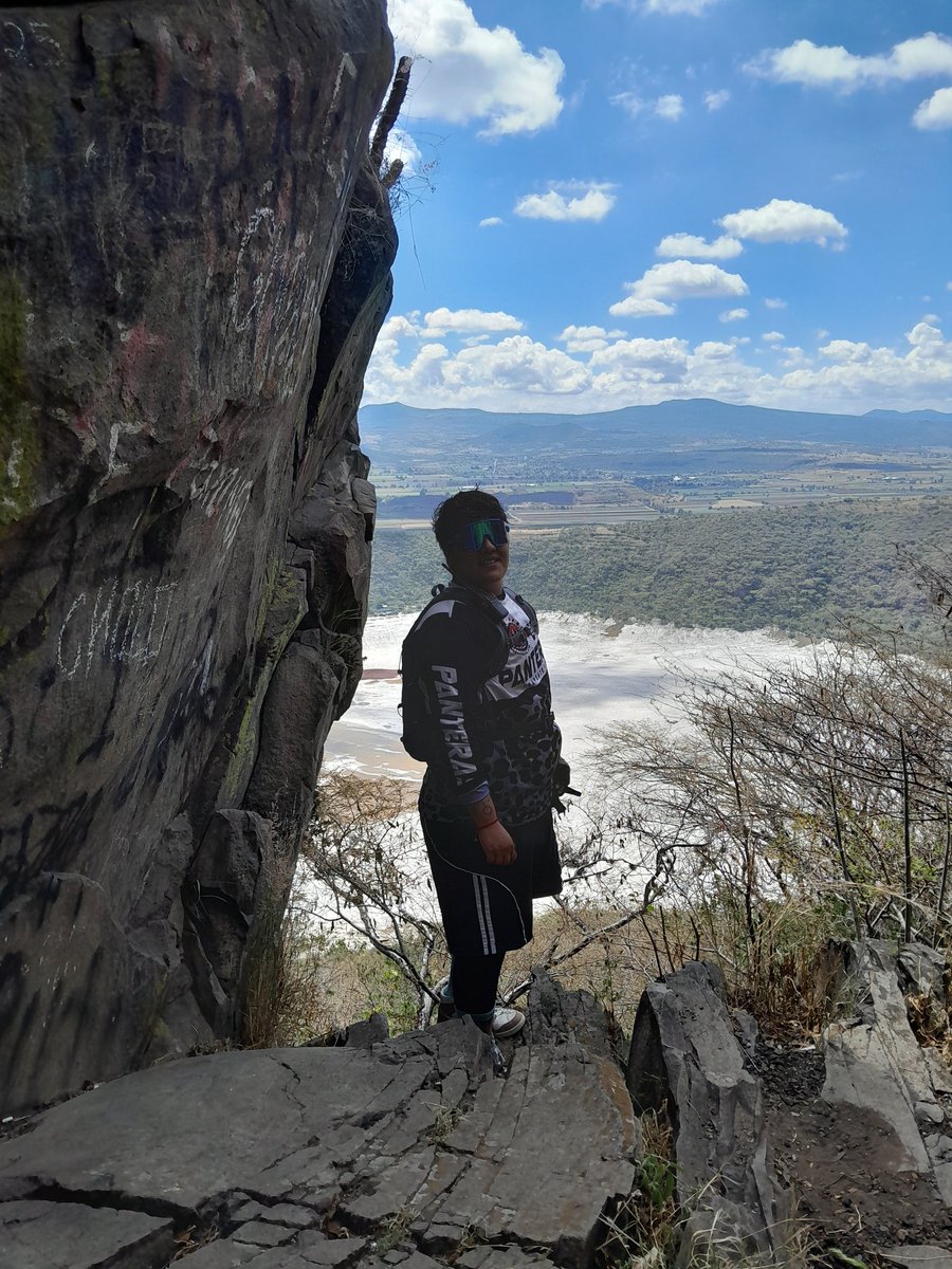 Nani_Hdz28's tweet image. El Vigilante #MiMundo🌎⛰️ #Terapia 🍃 #CiclismoDeMontaña🚵