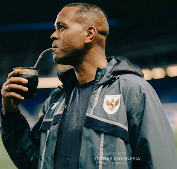 Pak @Erickthohir kapan
Patrick Kluivert DIPECAT Pak?
Ini Rekomendasi Pelatih Terbaik
Dunia lagi Nganngur bisa jadi
GANTINYA PATRICK Pak,yaitu:
ZINEDINE ZIDANE, XAVI HERNANDEZ,
JORGEN KLOP, JOACHIM LOW,
THIAGO MOTTA, EDIN TERZIC,
SERGIO CONCEICAO,RAFA BENITES,
GARETH SOUTHGATE👍👍