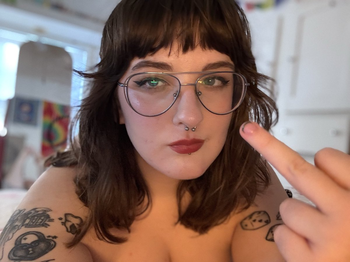 deitymary's tweet image. yes i'm a cold hearted b!tch