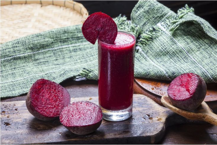 Want to know why beetroot juice is gaining traction among athletes and what the latest research reveals about its impact on strength, performance and endurance? Tune into my latest Thinking Nutrition podcast episode. Subscribe where you get your pods or thinkingnutrition.com.au/podcast