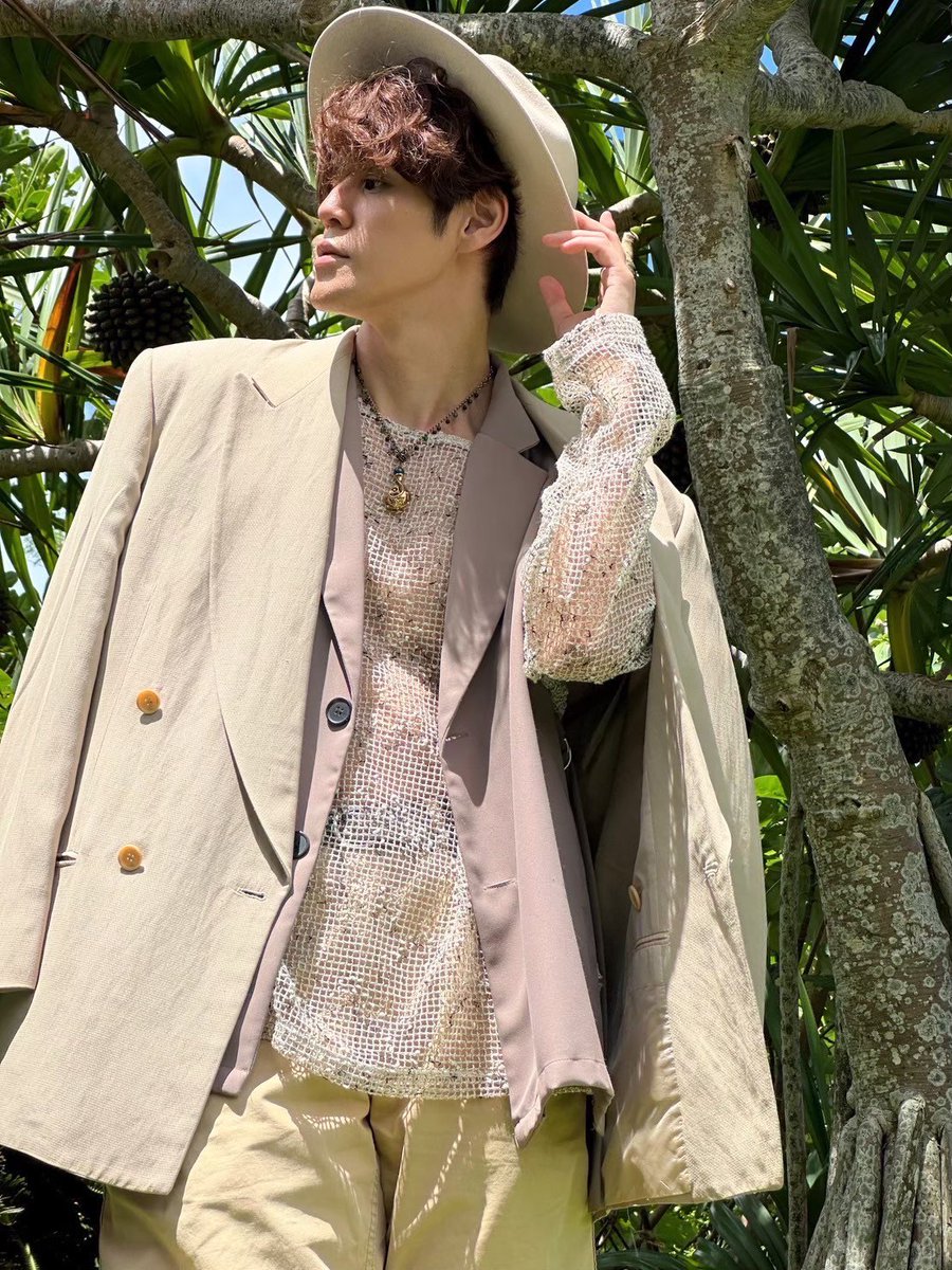 宮野真守VACATIONING ￣￣￣￣￣￣￣￣￣￣￣￣ グッズ撮影off shot