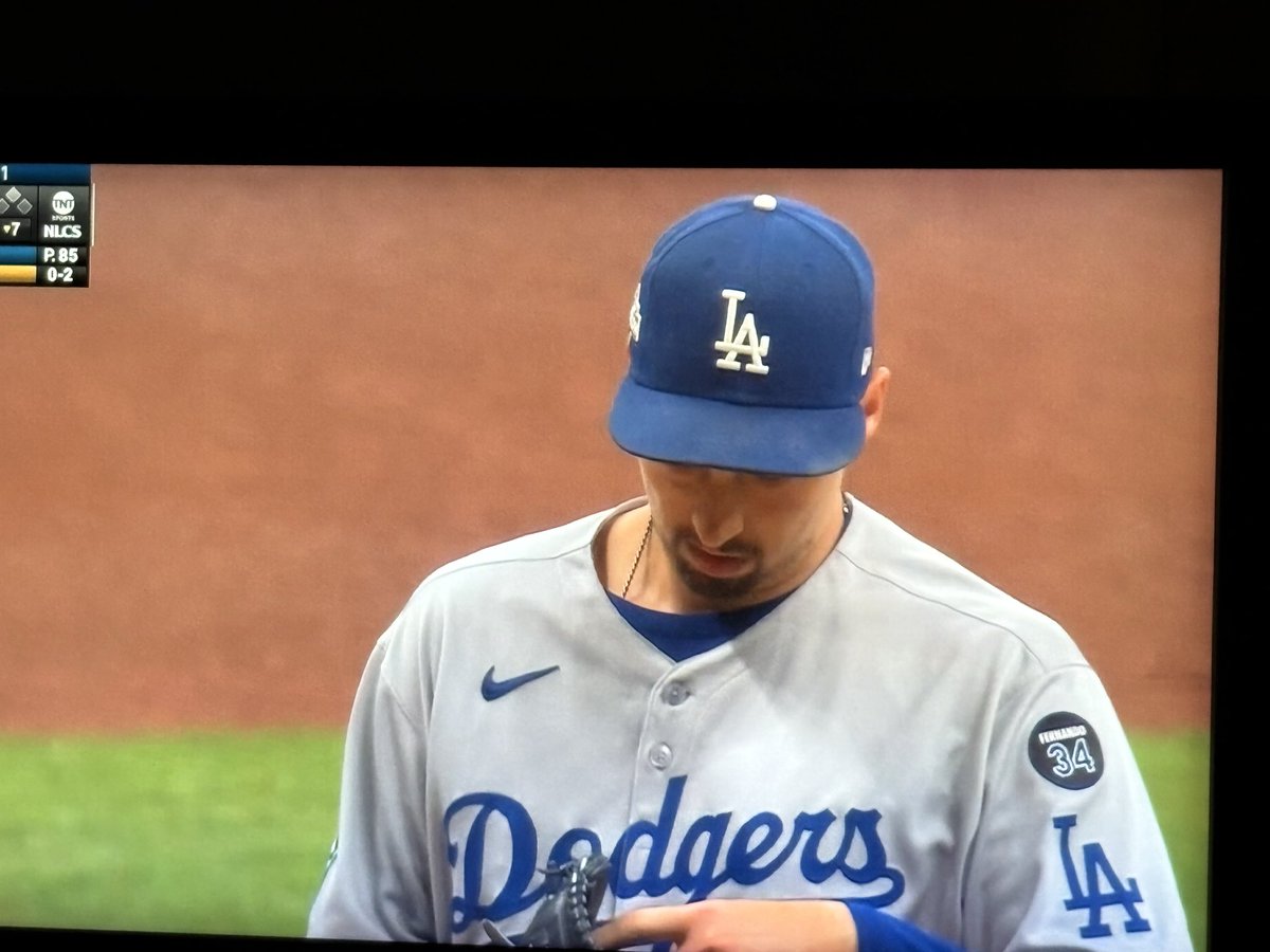 aceofsocal's tweet image. Found out what Snell has on that card he kept looking at… #Dodgers #postseason