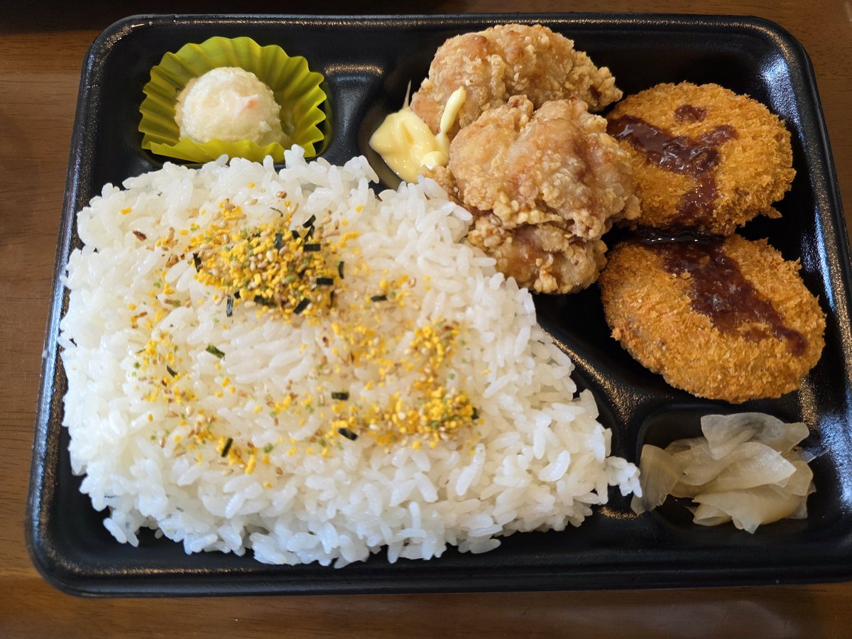 お腹いっぱい😋

 ポプ弁🍱