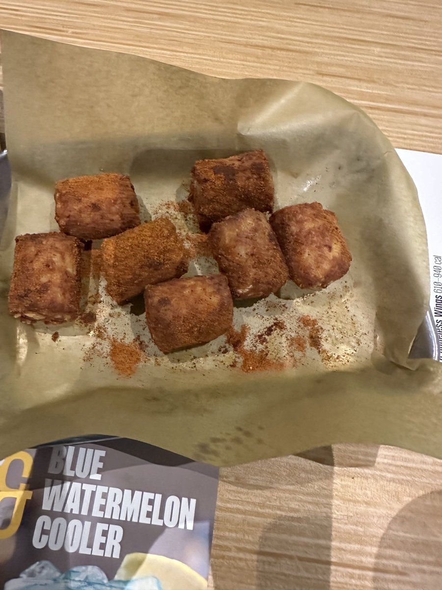 ergnedstrgfw tweet media