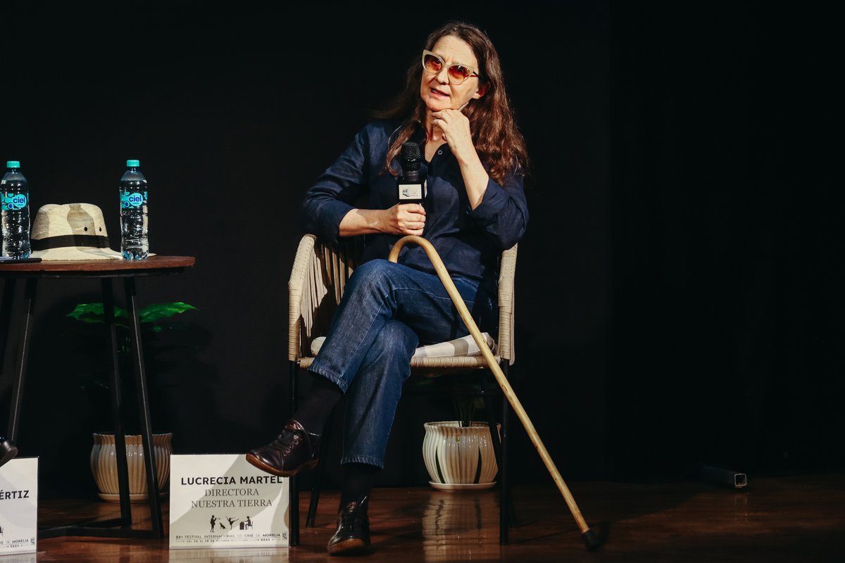 Lucrecia Martel en el #FICM2025: “El cine no es el argumento, sino una alteración de la percepción. Es volver a ver lo que normalizamos”, en conferencia sobre NUESTRA TIERRA (2024).

Leer más 🎬👉 [ tinyl.co/3pBG ]