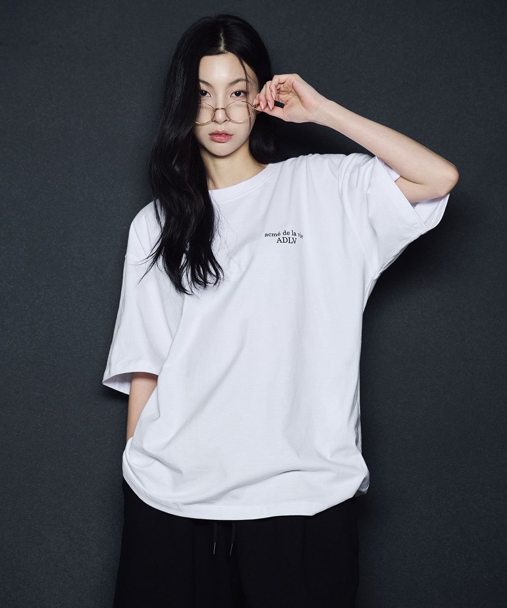mymoon_store's tweet photo. acmedelavie ♡ sale 30%
ADLV basic short sleeve t-shirt
950฿ ✩ ส่งฟรี ems
🏹 ส่งกลับแอร์/สั่งทาง dm
#พรีเกาหลี #พรีออเดอร์เกาหลี #moonprekr https://t.co/VA9mOGyw7P