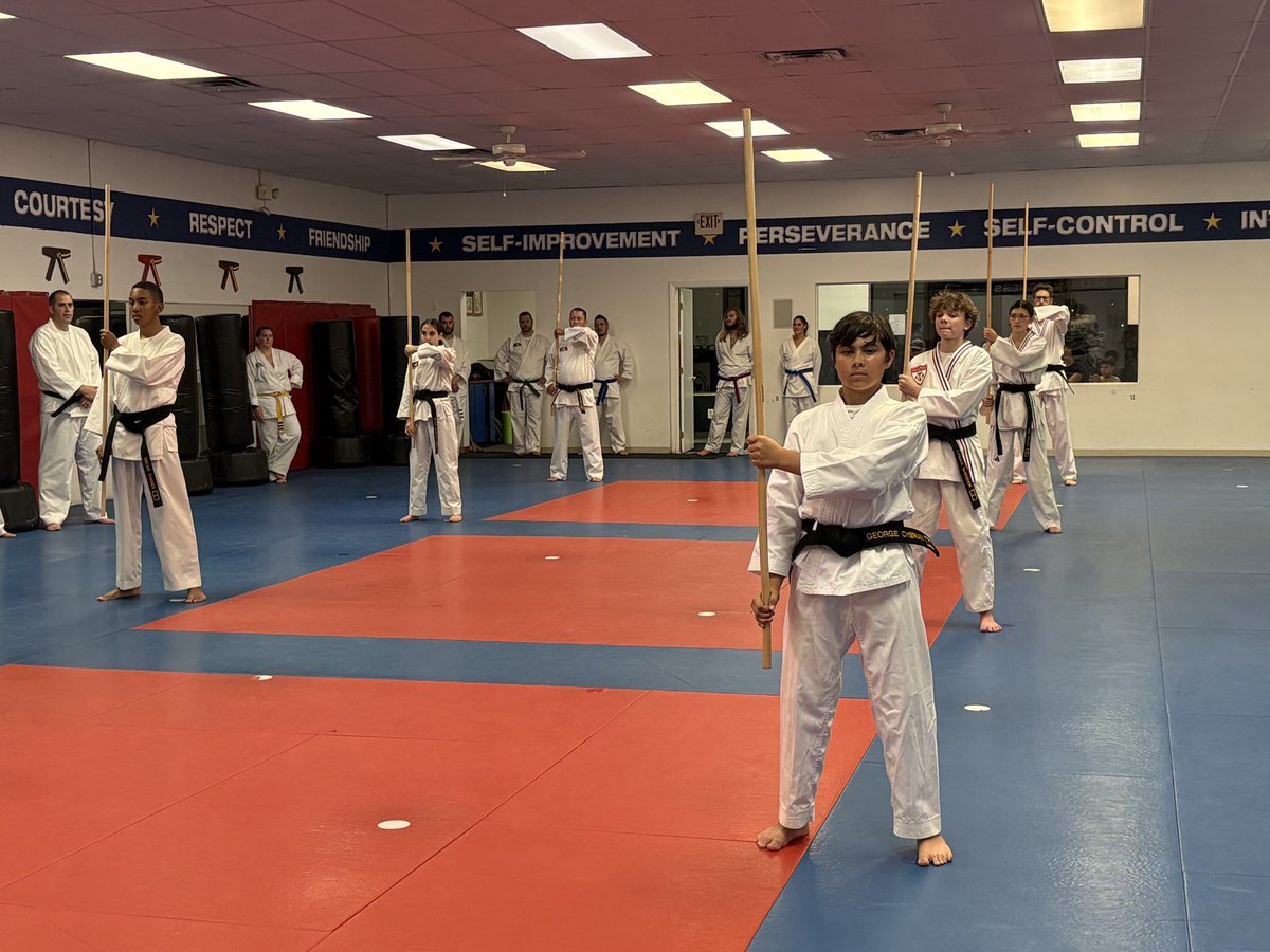 MentorATA's tweet image. Teens and adults kicked off testing week 🥋