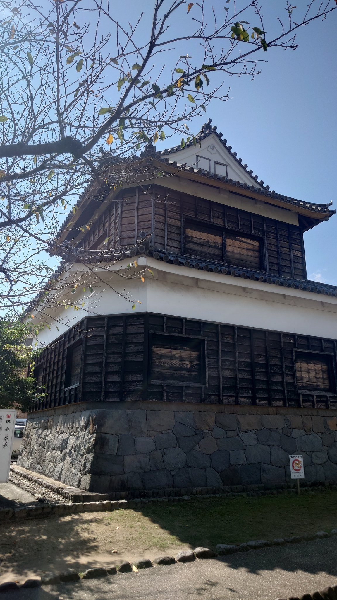 樹脂でできたお城にあるような柱 樹脂でできたお城にあるような柱