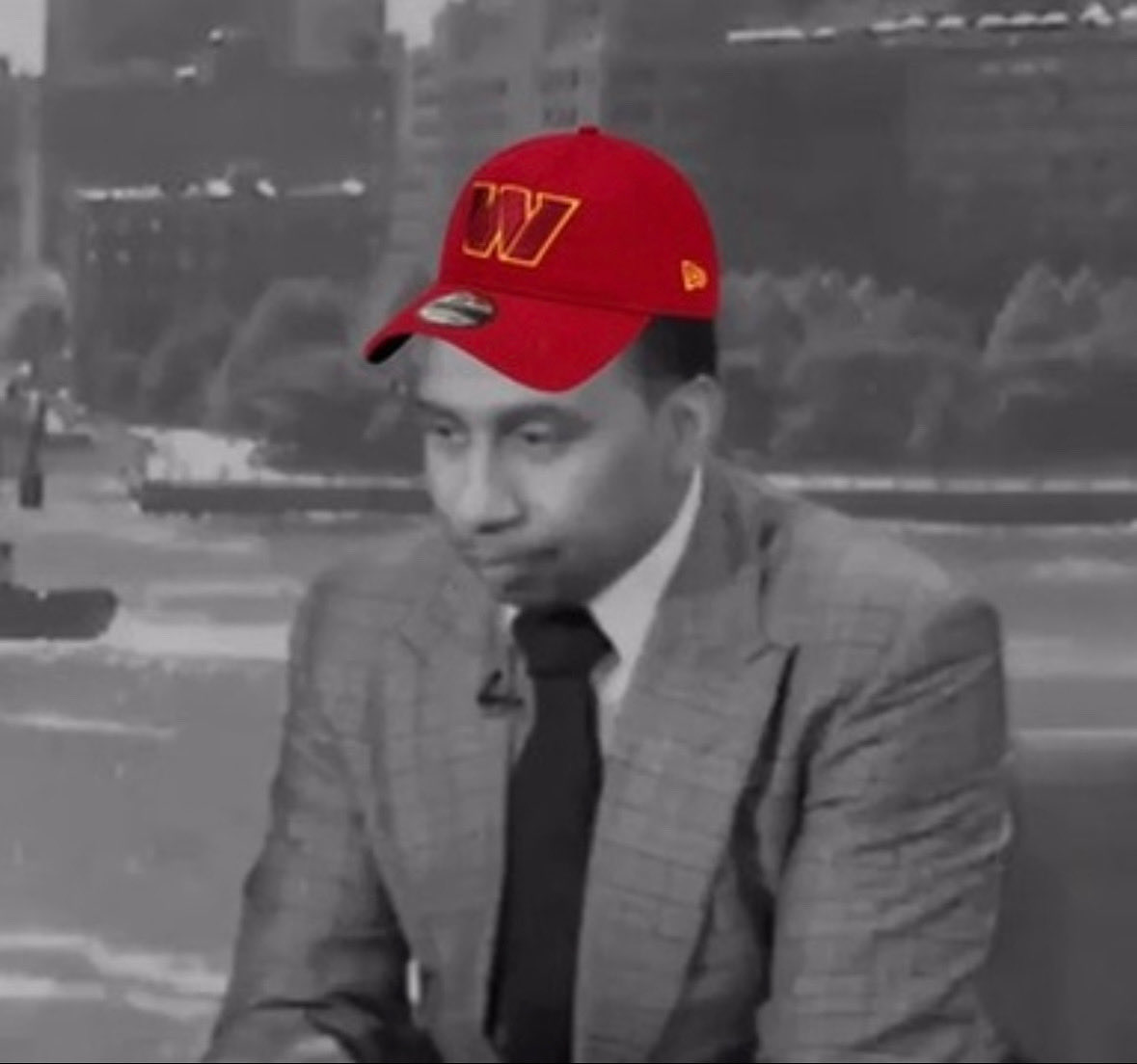 Barstooldmv's tweet image. Washington falls to 3-3