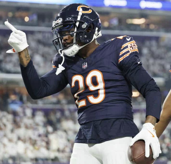 Beaaaaars wiiiiiiin !!!!!!

RE DEMP TION 

#DaBears
#BearDown