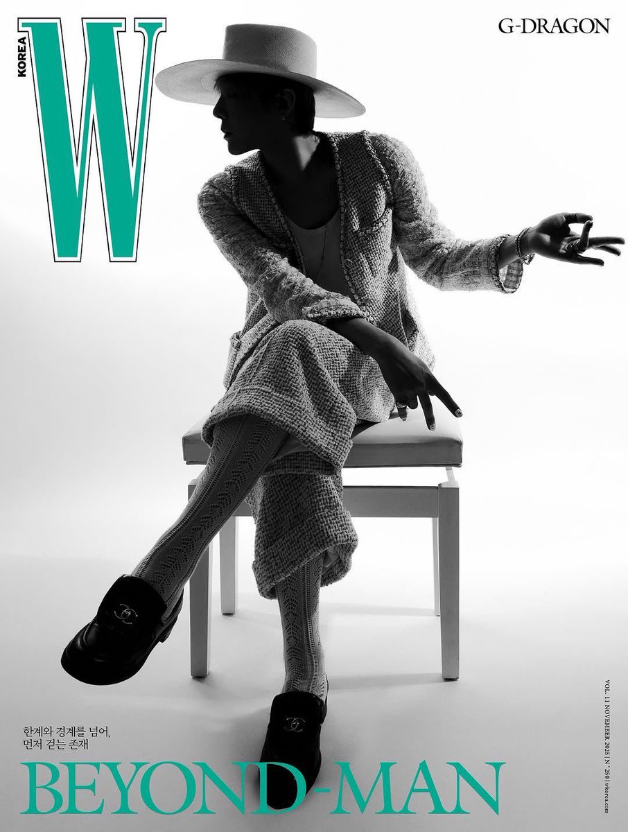 gdynasty_ID's tweet photo. Beyond trends, beyond labels โ he defines his own universe
#GDRAGON #BeyondMan #WKorea https://t.co/rtbPeQz0Ss
