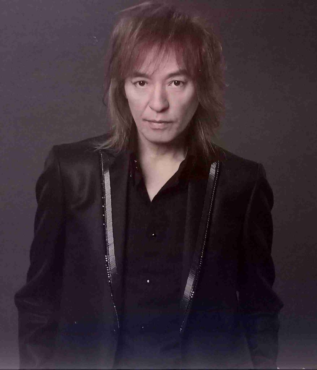 グッモーニンエブリFANKS ☀️😃❗
10月14日です、昨日の #umix3 の余韻まだ@名古屋なワシです
もうすぐ68ちゃいのSUPER ROCK STARタカシ✨✨は終始キラッキラIDOLスマイルでセクシープリンス👑で激ヤバですぜ！！
まだ見てないFANKS様！必見！！可能ならチケット即GET！！
#TMNETWORK 
#宇都宮隆