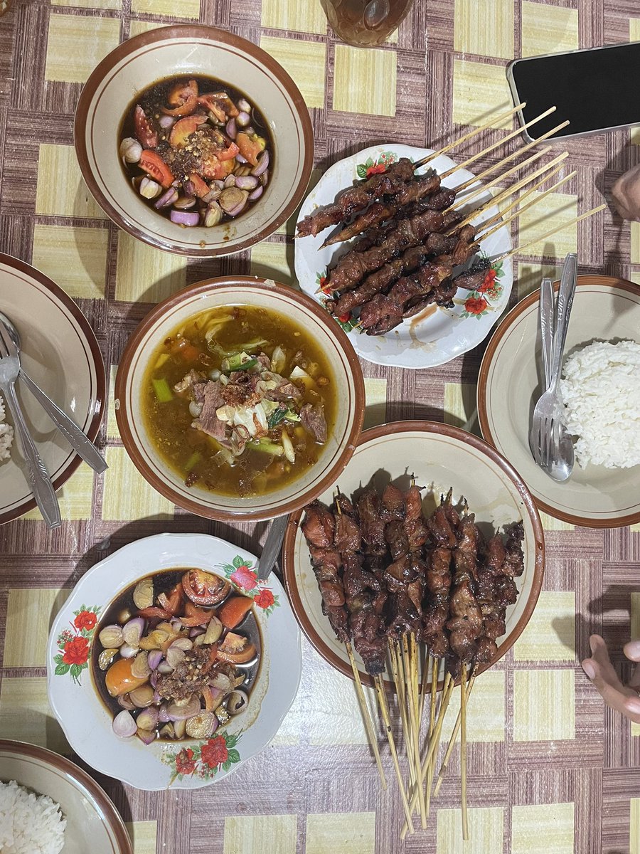 Ningnining94's tweet photo. #satekambing https://t.co/5QBywm0MmW
