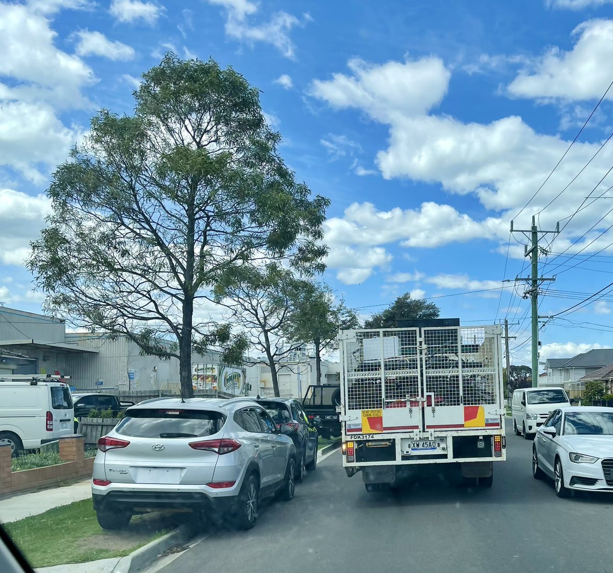 IrinaLV143's tweet photo. Hey #CLEANAWAY
your 2 trucks (blue &amp; white) are blocking the way in a street in Altona North just now. When motorists behind complained, the drivers said they can take their sweet time cos they work for Council. Not true. Moved after we said we'd call Council. Arrogant drivers!😡 https://t.co/K7Oq0wI3vf