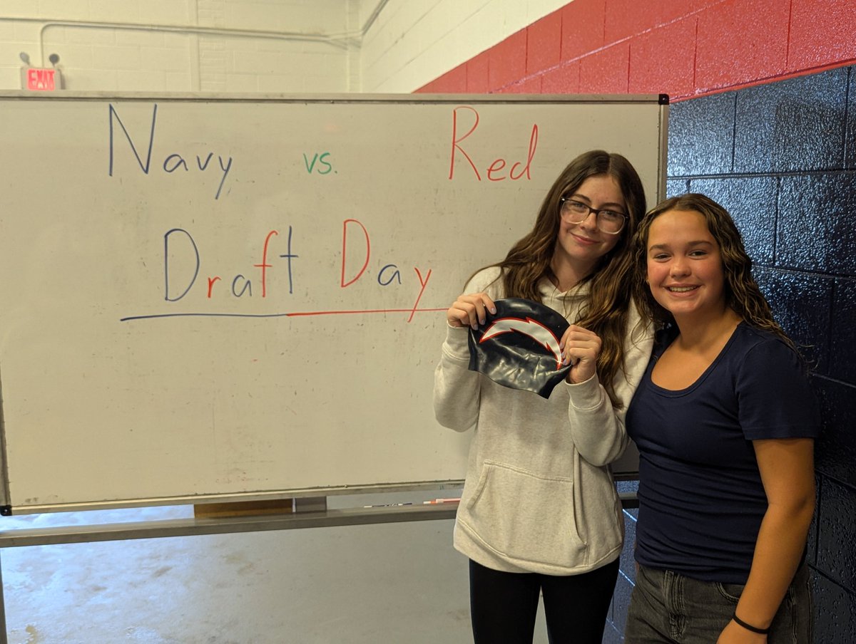 With the 3rd overall pick, Navy Girls select 8th grader Lois Crow!
