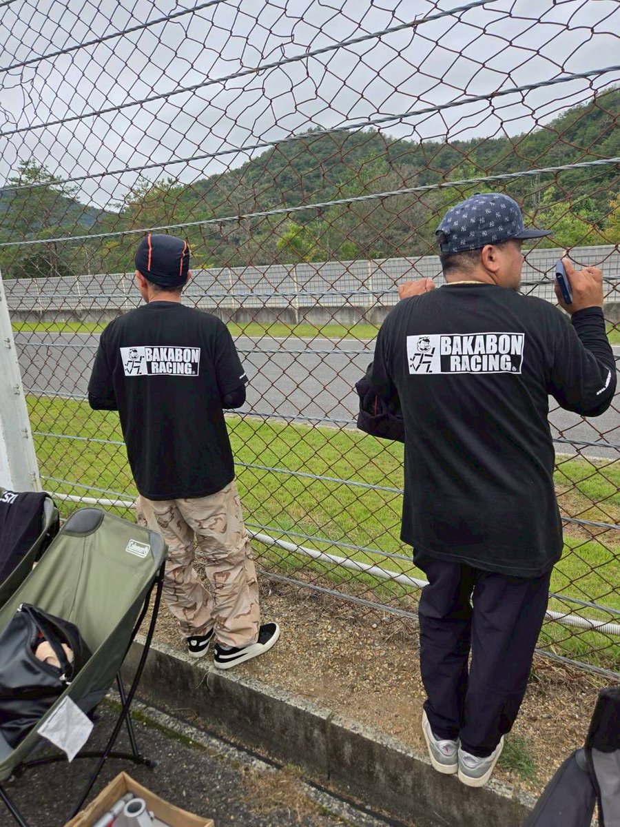w_gear46's tweet photo. ノーグッド40周年の走行会、お疲れ様でした。
寝んと行ったからフラフラやったけど、一本走ったら眠気吹っ飛んでた笑
いろいろ知り合いもできて、めちゃくちゃ刺激もらって、次の目標もできました。
#bakabonracing 
 #nogoodracing https://t.co/NDeGcsonCB