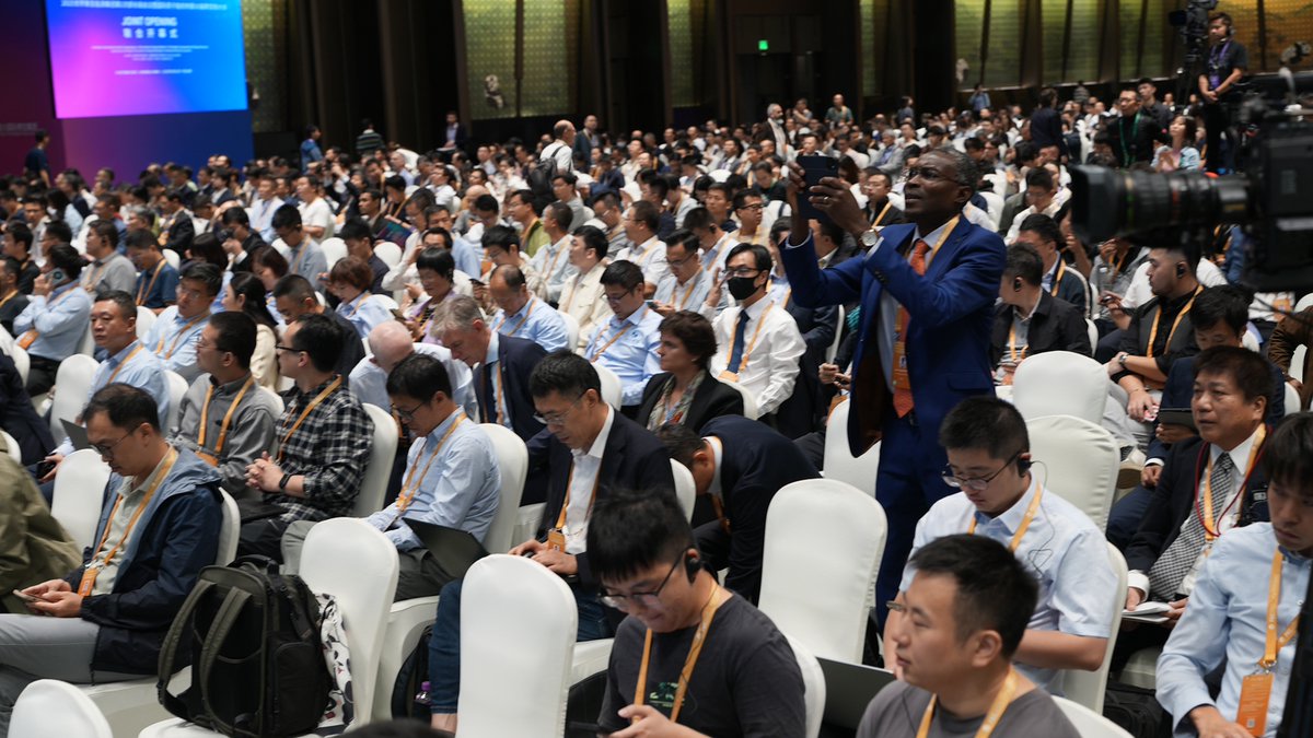 ChinaDaily's tweet image. The 2nd Ministerial Meeting of the IAEA World Fusion Energy Group 2025 and the 30th IAEA Fusion Energy Conference kicked off in #Chengdu, Sichuan province, on Oct 14. The events have attracted nearly 2,000 experts, scholars, government officials and representatives from