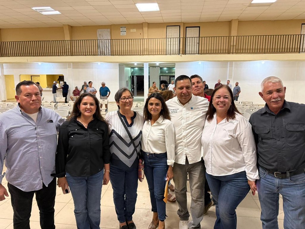 CelidaLopezc's tweet image. El Golfo de Santa Clara late con la fuerza del mar y de su gente. 🌊
Acompañados por el comisionado nacional de Acuacultura y Pesca, Mtro. Rigoberto Salgado, y el alcalde de San Luis Río Colorado, @CesarIvan2018, fortalecemos los acuerdos que impulsan una pesca responsable,…