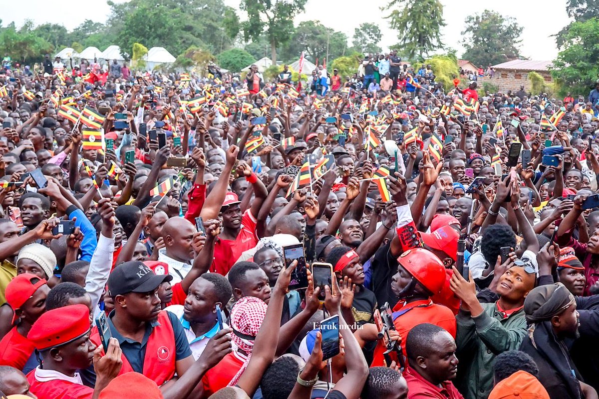 brucenahabwe1's tweet image. For 40 years, a few have eaten while millions watch from the sidelines. The NUP government will build a Uganda where everyone eats, everyone matters.
| #ProtestVote2026