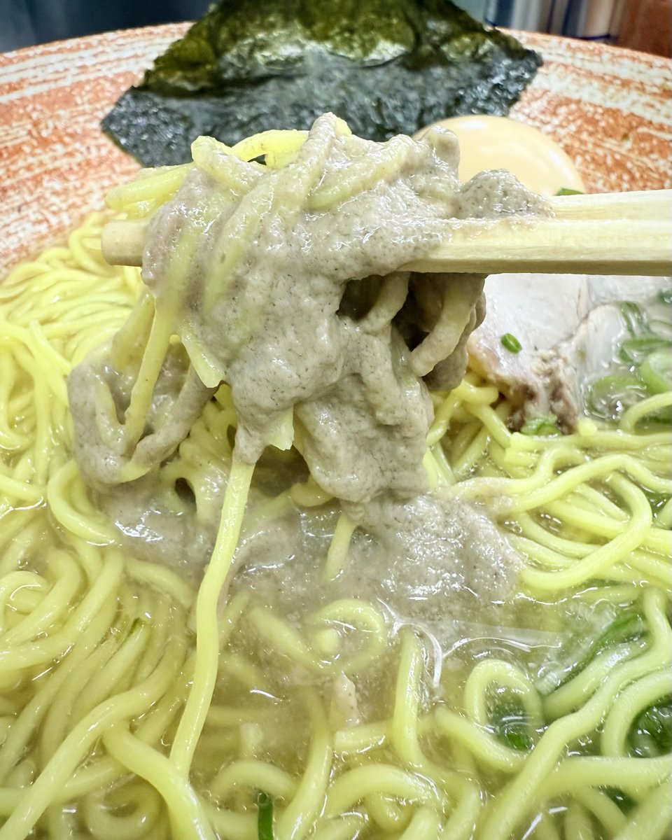 ［神保町］覆麺智
食材の秋の大運動会（🏃🏻‍♂️‍➡️黄金鰈 15k🏃🏻‍♀️‍➡️渡り蟹 10k🏃🏻‍➡️ムール貝 30k などの出汁）・塩 」 ＋マッシュルームソース

語彙力がないし、バカ舌なので感想を上手くコメントできないんだけど、大将！今日も美味しかったです😆👍

#ごちそうさまでした🙏🏻