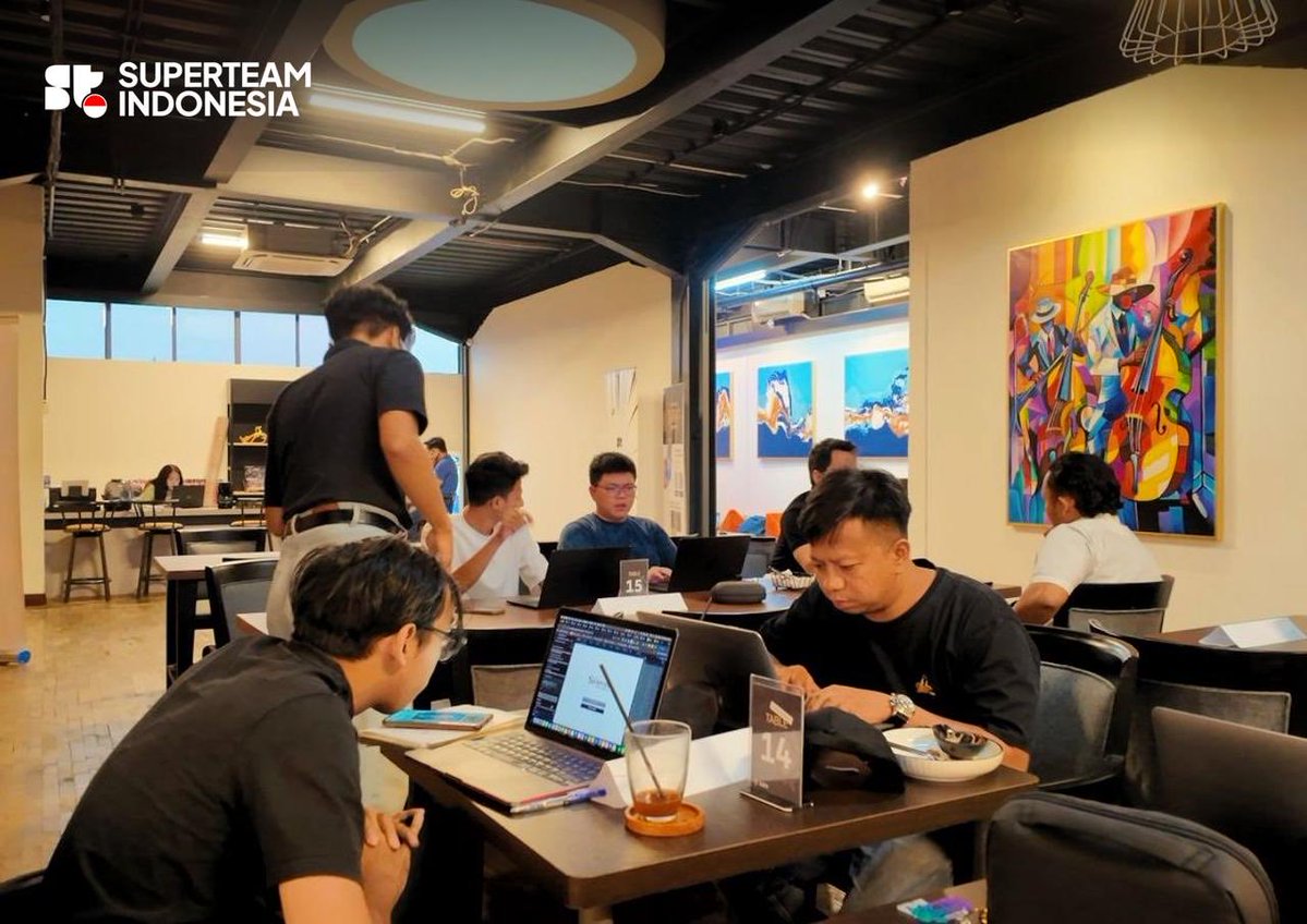 SuperteamINDO's tweet image. Building alone is hard right?
Chill! Find your crew, brainstorm wild ideas, and get real feedback.
Superteam is a cheat code
We host offline sessions sometimes, too. Would love to see you there.
Tap into Discord:
discord.gg/vN9pTSr3
#bikinajadulu