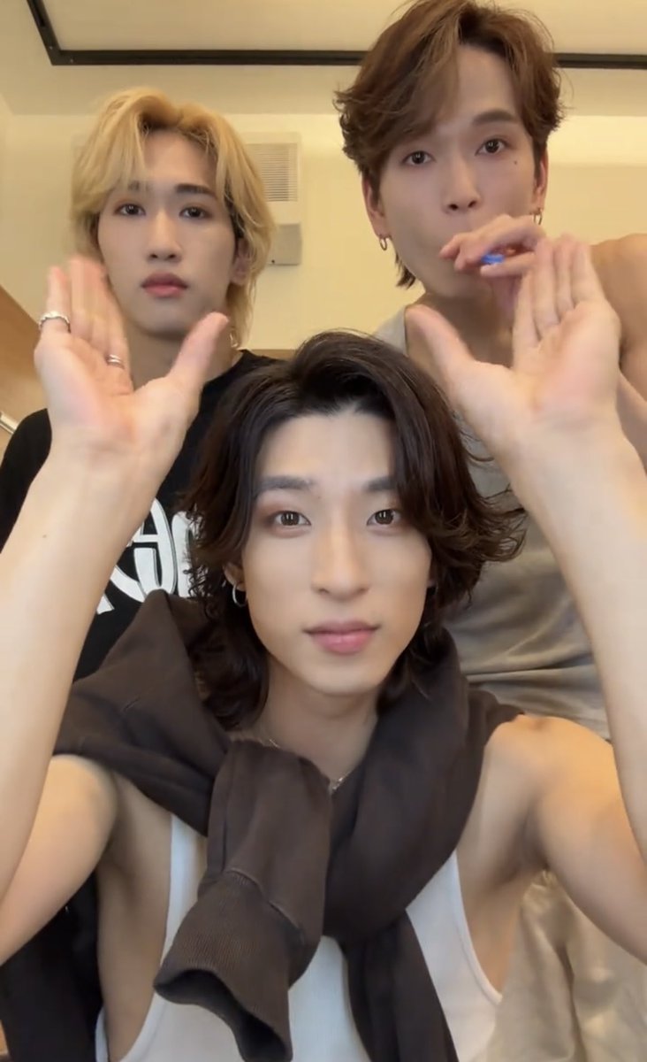 WATWING 鈴木曉 タオル 鈴木曉 - جست‌وجو / X