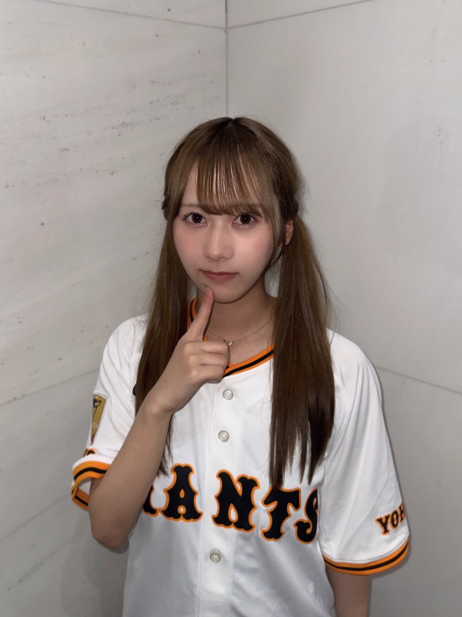 日向坂46 サイン入り生写真 石塚瑶季