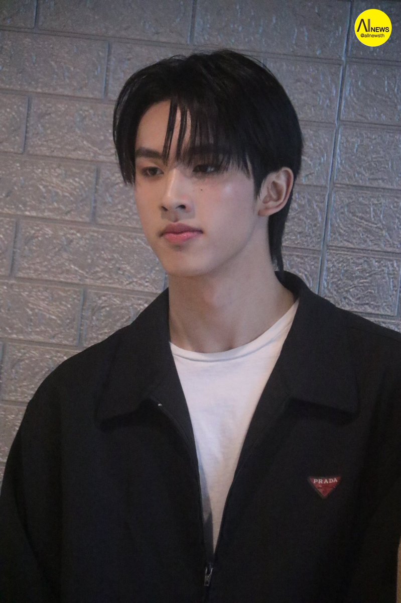 AllNews_th's tweet image. “เซิร์ฟ-พชร” โปรโมทซีรีส์ “ไหนใครว่าพวกมันไม่ถูกกัน” Head 2 Head
HEAD 2 HEAD PRESS TOUR
#H2Hseries
#swensurf #SurfJava
#GMMTV