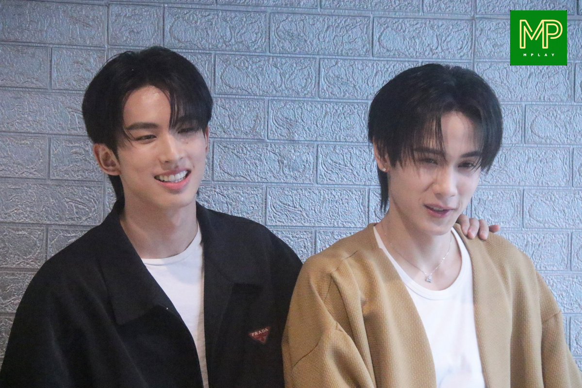 MPlay_2021's tweet image. "เซิร์ฟ-จาว่า" เดินสายโปรโมท ซีรีส์ “ไหนใครว่าพวกมันไม่ถูกกัน Head 2 Head : The First Round” #H2Hseries
#SurfJava #เซิร์ฟจาว่า #swensurf #javabh