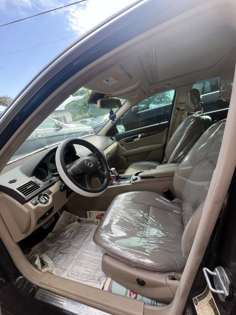 DONELLAUTOS's tweet image. Mercedes Benz C300 4Matic 6plug engine 2011 model toks very clean custom duty
Location Lagos Mainland
Price 14m slightly negotiable