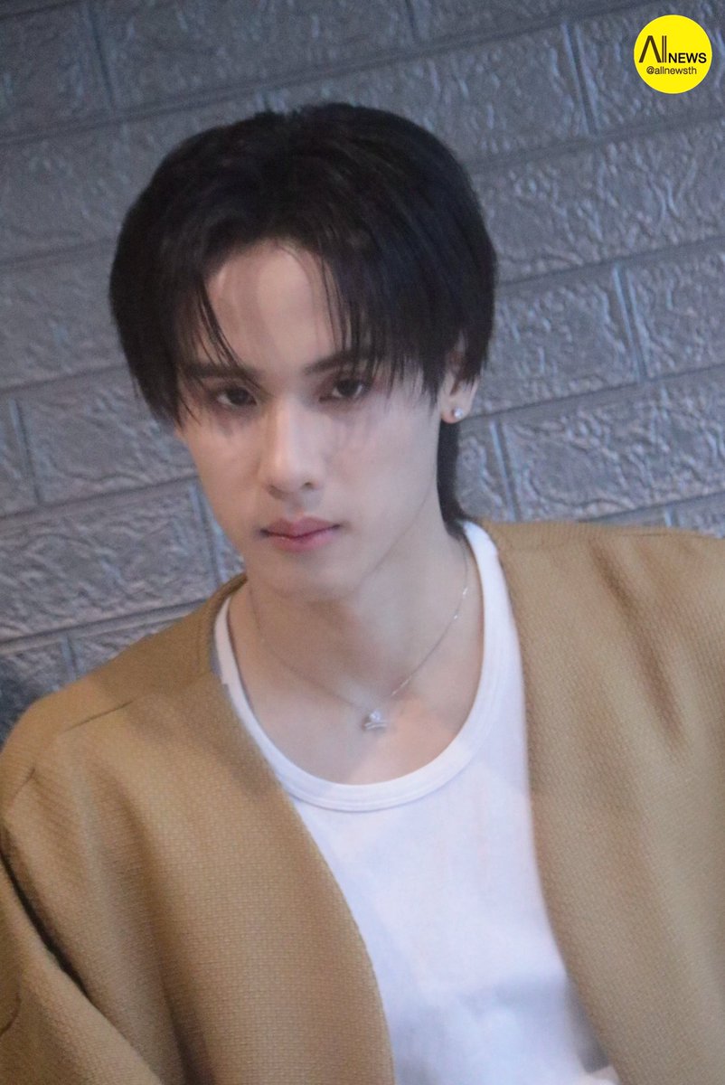AllNews_th's tweet image. “จาว่า-พบธรรม” โปรโมทซีรีส์ “ไหนใครว่าพวกมันไม่ถูกกัน” Head 2 Head 
HEAD 2 HEAD PRESS TOUR
#H2Hseries 
#javabh #SurfJava 
#GMMTV