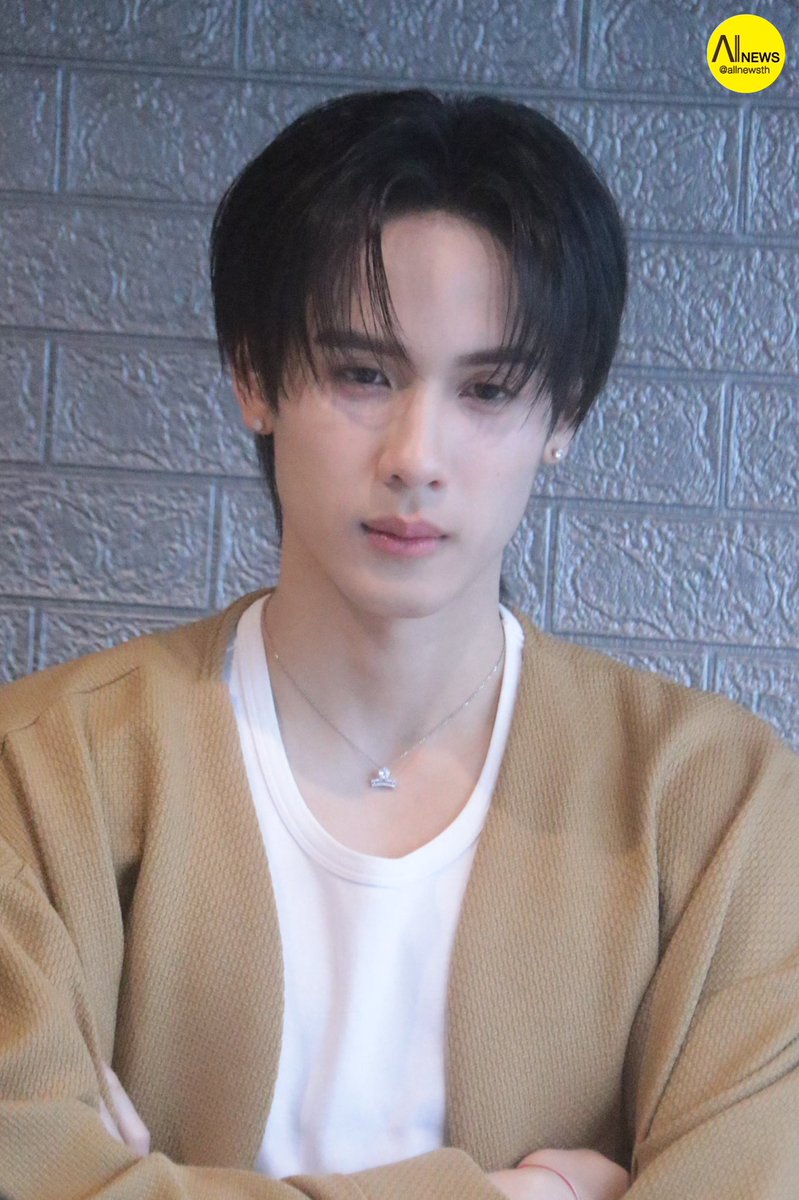 AllNews_th's tweet image. “จาว่า-พบธรรม” โปรโมทซีรีส์ “ไหนใครว่าพวกมันไม่ถูกกัน” Head 2 Head 
HEAD 2 HEAD PRESS TOUR
#H2Hseries 
#javabh #SurfJava 
#GMMTV