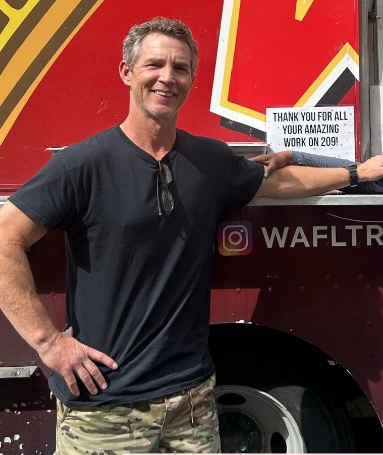 VMPIREPOPE's tweet photo. never kill yourself, we're getting curly mullet whitaker and hot abbot in the pitt s2!!!! https://t.co/nebf5MQ9n2