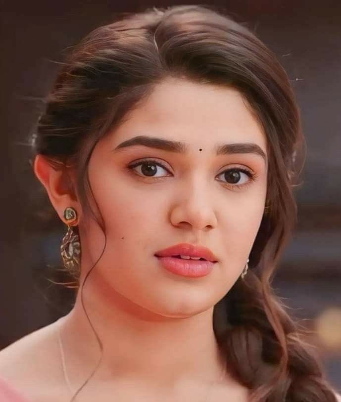 FemKrithi🦋✨ tweet media