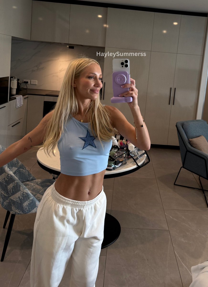 Hayley Summers tweet media