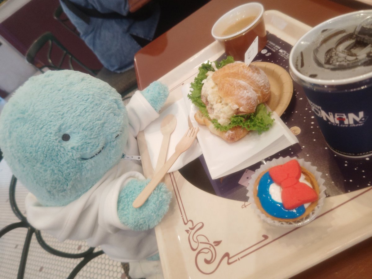 ぬしが昨日、疲れ果ててあげられなかったお写真載せるぬ˙𐃷˙

USJでブランチだぬ(˙𐃷˙)
コナンセットを頼んだぬ❗

#USJ
#ヌオー
#ふわぬお
#ヌオーのいる生活
#ポケモン
#ポケぬい
#ぬい活
#ぬい撮り
#ぬいぐるみの時間
