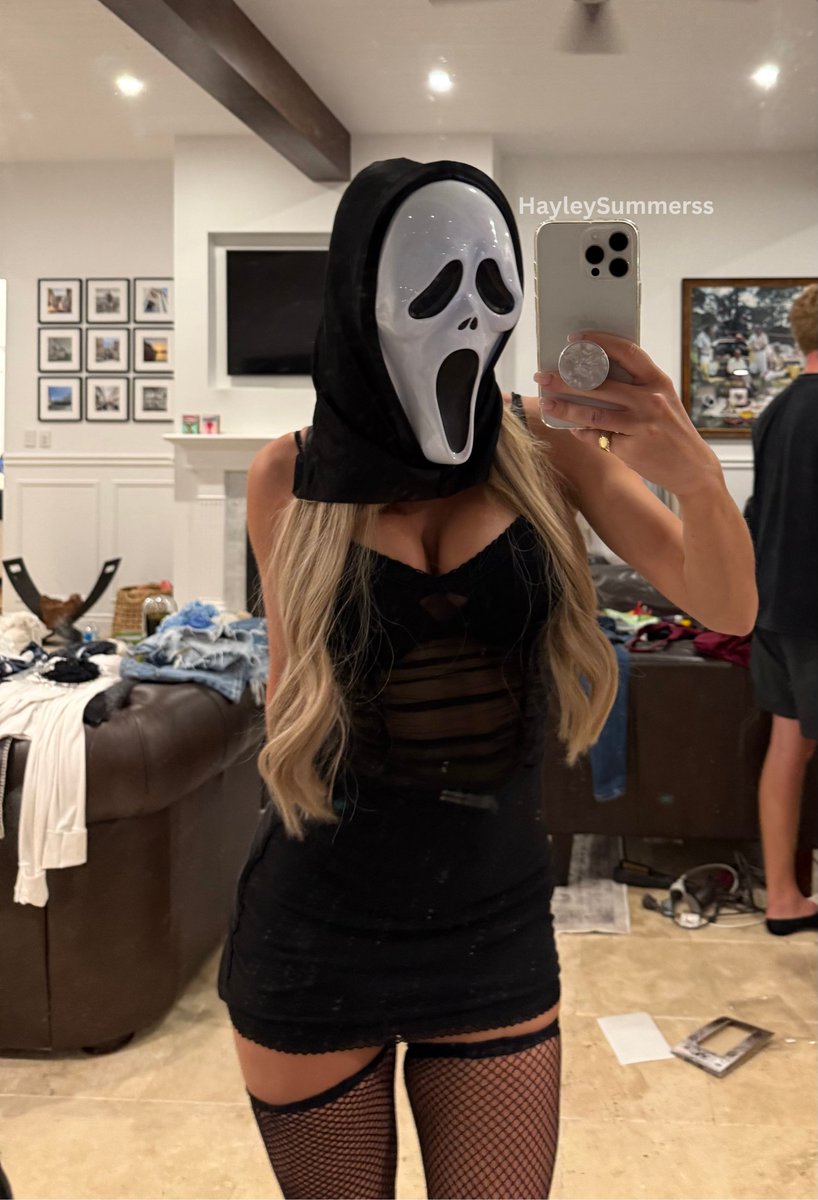 Hayley Summers tweet media