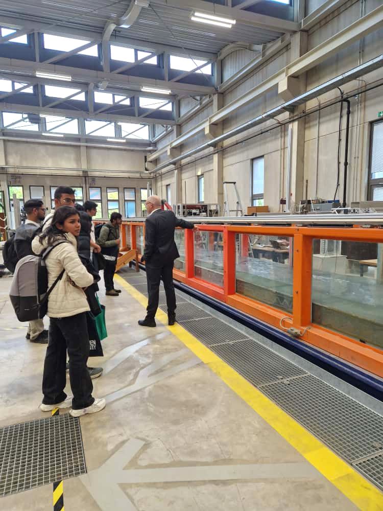 sasraj17's tweet image. Welcome to Aachen!

Our Joint Master’s Programme in Water Security and Global Change students begin their final semester at RWTH Aachen University! 

After semesters in Chennai and Dresden, we wish them an inspiring and successful time ahead! 

#ABCDCentre #JMP #WaterSecurity