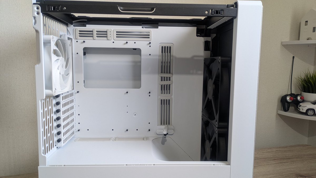 HAVNさんからBF360 Flow Whiteのサンプルが届いた🙂
#HAVN #自作PC