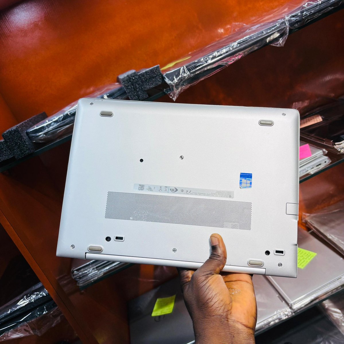 ALateef_Kasali's tweet image. Fresh HP Elitebook 840 G6
Corei5 8th Gen || 256 SSD + 8GB Ram || Keyboard Light 💡 || Face ID + Fingerprint || 14” Display
Price-:₦330k
– Tested & Trusted To Deliver ✅
DM or WhatsApp: 09091990633 @Bizziegadgethub
Kindly help me hit RT 🙏🏽