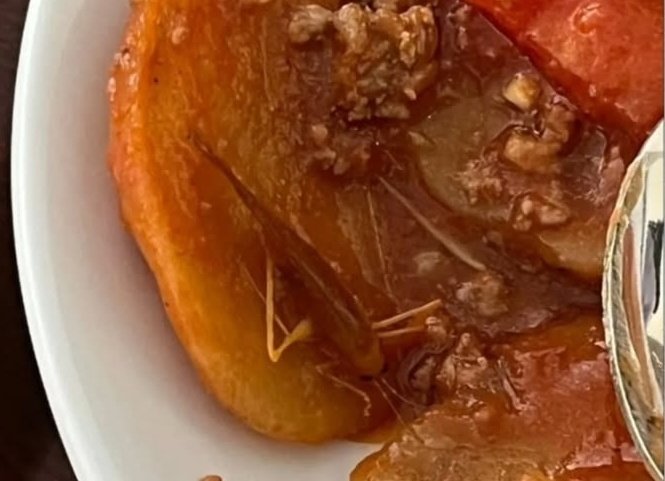 günaydın. hacettepede yemeklerinden çekirge çıkan yemekhane rezervasyon sistemine geçti, her gün 25-30 dakika ring sırası beklenip okula balık istifi gidiliyor, yurtlarda hala kaloriferler açılmadı, sıcak su verilmiyor ve şenlik iptal edildi.