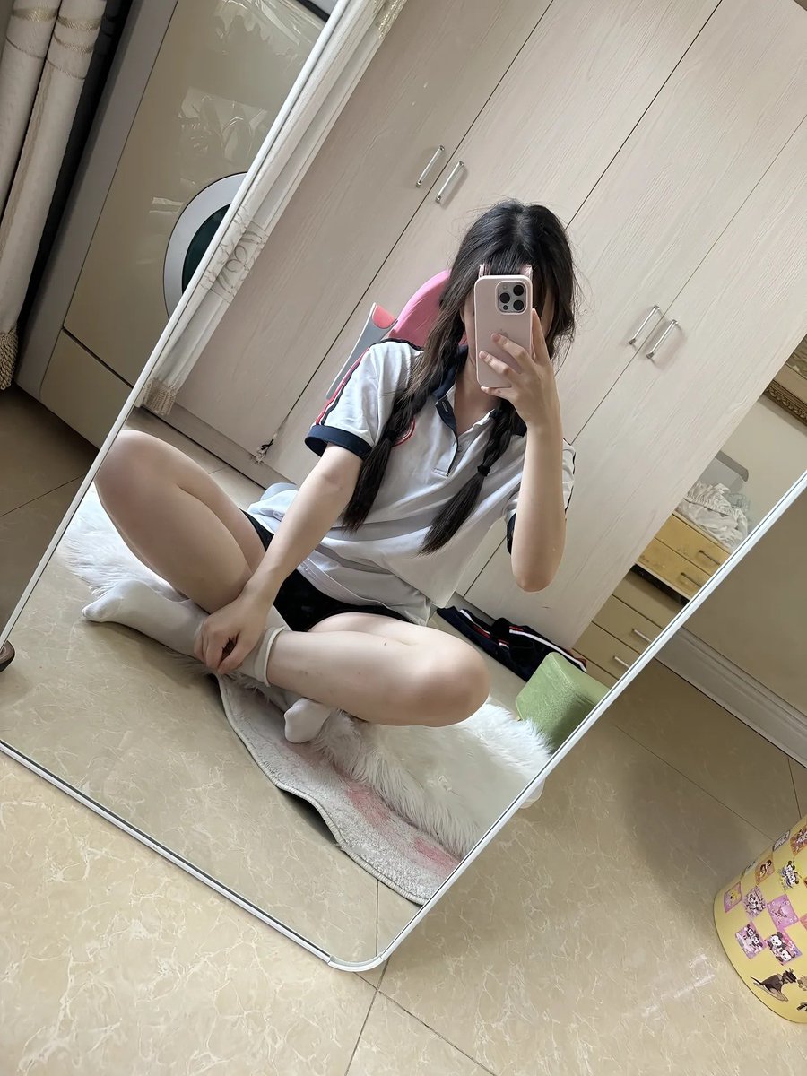 处女 ，可接受各种验证！可空降全国！
#处女
#学生
#萝莉
#舞蹈生
在校学生全国各地都有百分百真实，经过验证可才放进频道，具体详细进飞机频道了解，百分百最真实的处女，在校学生（可验证）