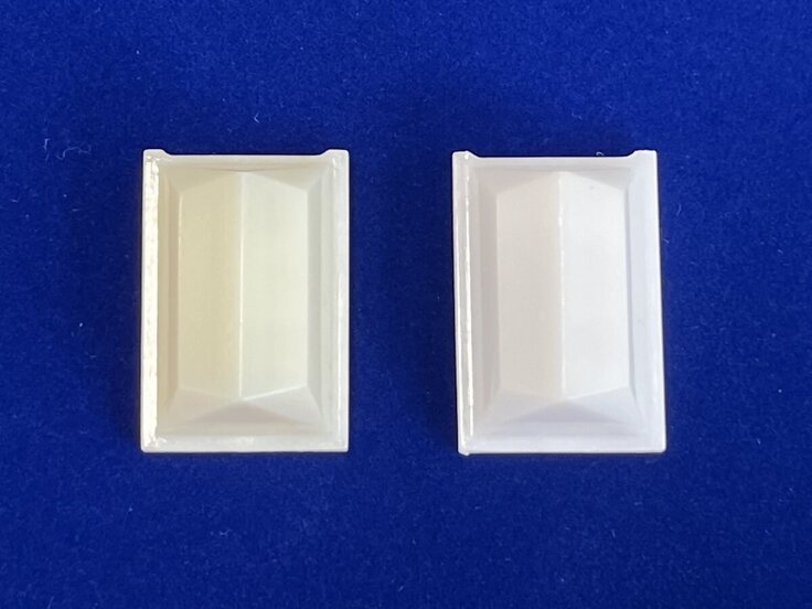 yume_kiyose's tweet photo. 夢空間修復に際し、エッチアイ技研様にプラスチックパーツの復元にご協力いただきました。
写真の左側がオリジナル、右側が復元してもらったものです。
復元にあたり、「沢山の人達に喜んで頂けるなら」とのご配慮から無償にてご対応いただきました。ありがとうございます！
https://t.co/UNo23DaM0o https://t.co/3DPuWyXL0M