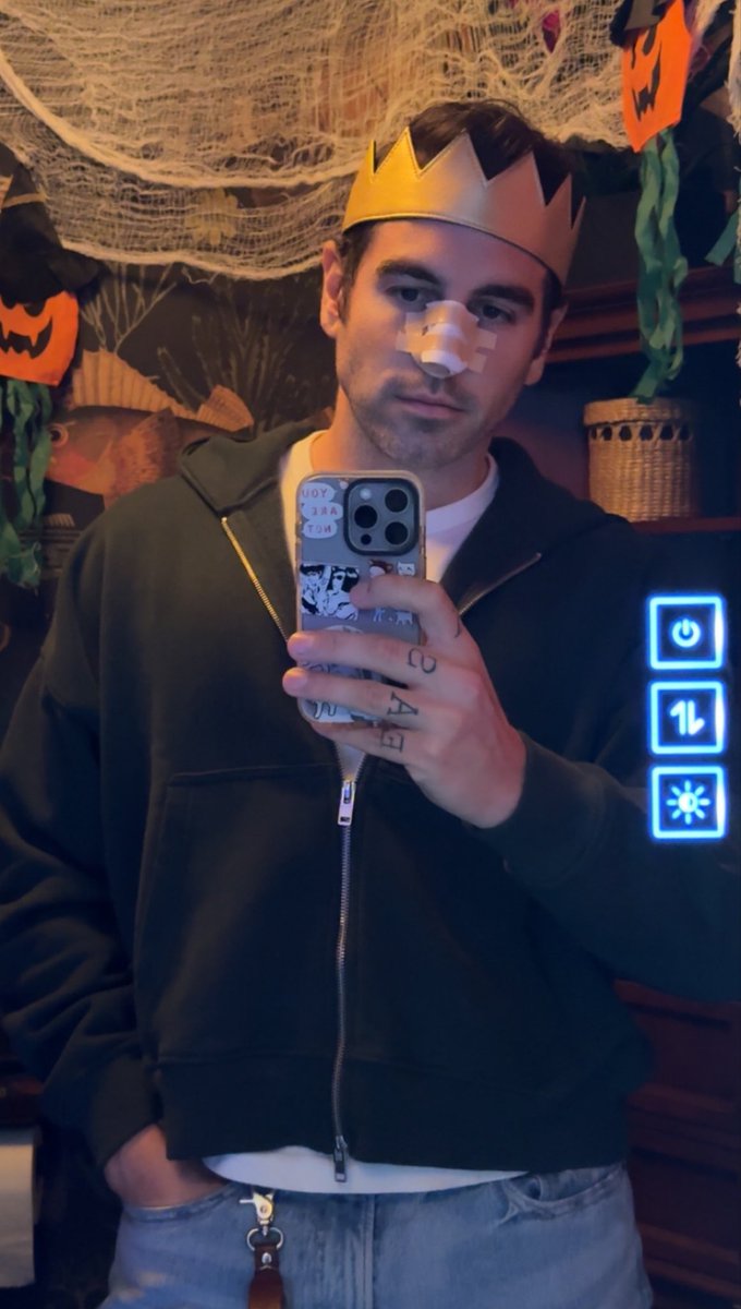 Local Boy tweet media