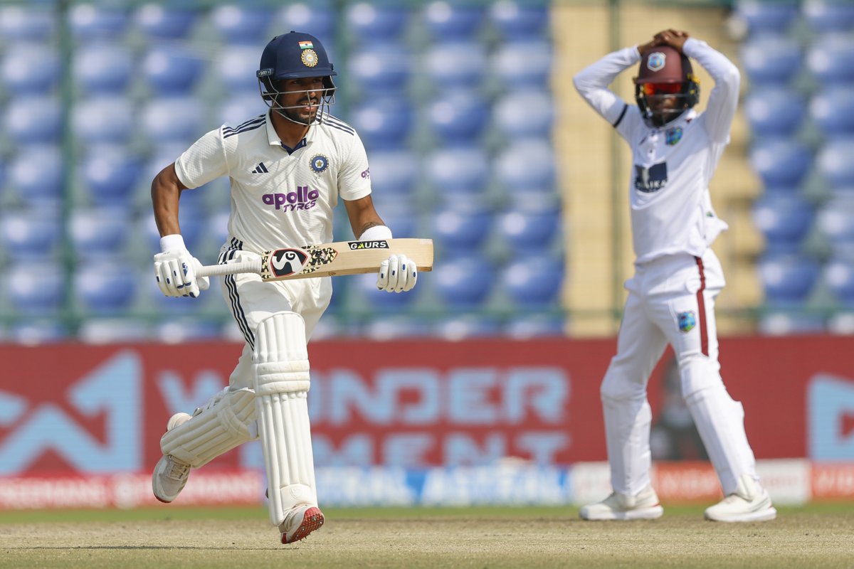 BCCI's tweet image. 📸📸

A day to cherish for #TeamIndia 🇮🇳

Scorecard ▶ bit.ly/INDvWI-2ndTEST…

#INDvWI | @IDFCFIRSTBank