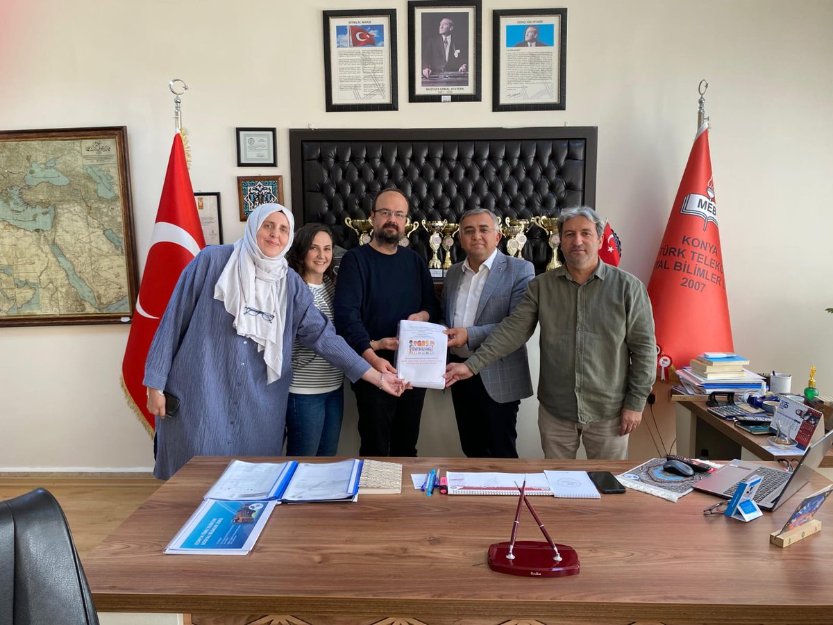 konyasblweb's tweet photo. "Stop Bullying" isimli proje kapsamında okulumuz öğretmenleri Mustafa SOLMAZ Burcu AKSU ÖZTÜRK, Ganime Filiz BİLİCİ ve İlker BÜYÜKYILDIRIM 'ın hazırlayıp sunduğu bildiri Uluslararası Sempozyum Dergisinde yayımlandı. https://t.co/IJm2YHoaPX