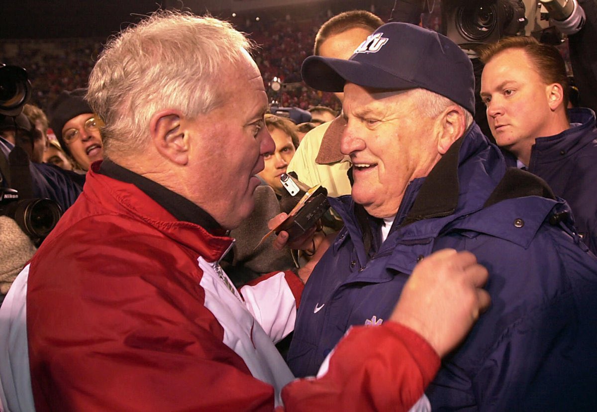 LaVell Edwards tweet media